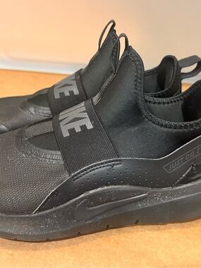 Nike Big Kids' Size 6Y Flex 4 Slip-On Athletic Shoes